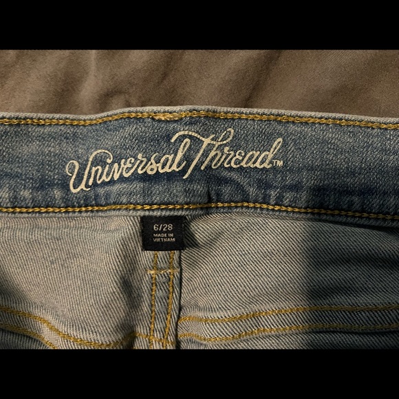 Universal Thread (Target) - Picture 3 of 3